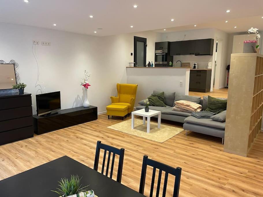 Wohnung In Eutingen Pforzheim Zewnętrze zdjęcie